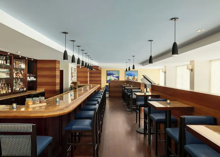 Courtyard By Marriott Ocean Oceanfront Hotel 4*