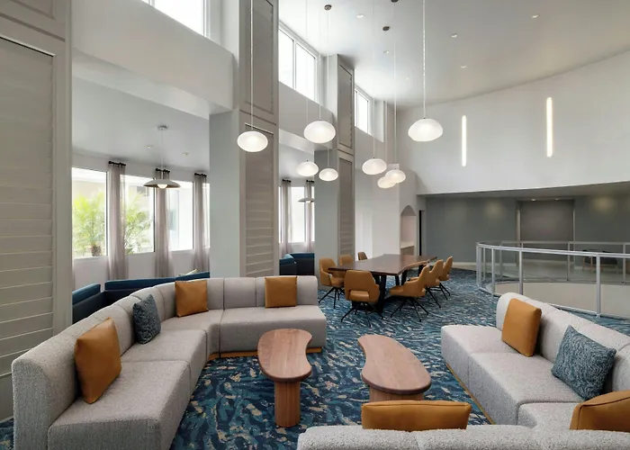 Hotel Courtyard By Marriott Ocean Oceanfront