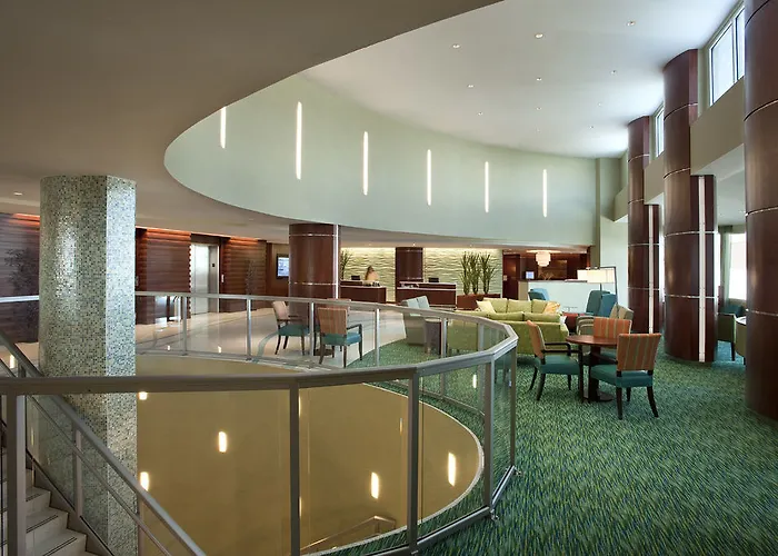 Courtyard By Marriott Ocean Oceanfront